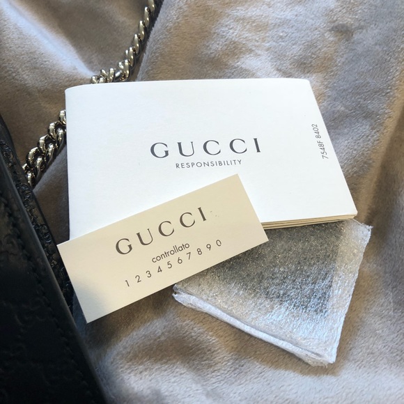 ❌SOLD❌ Gucci Shoulder Bag - Picture 5 of 8